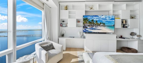 3 غرف نوم عقار تجاري في Miami, الولايات المتحدة رقم 615489 17