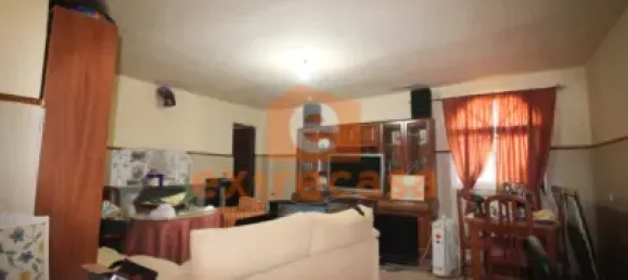 Casa de 3 dormitorios en Valdebótoa, Spain No. 180083 3