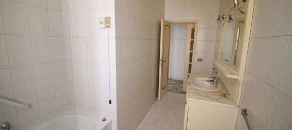 4 rooms Apartment in Montespertoli, Italy No. 277544 17