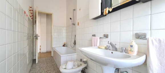 6 rooms Apartment in Pietrasanta, Italy No. 26275 8