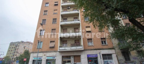 2 bedrooms Apartment in Milan, Italy No. 314344 12