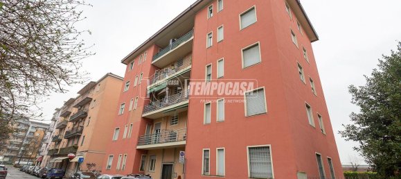 3 rooms Apartment in Brescia, Italy No. 7329 23