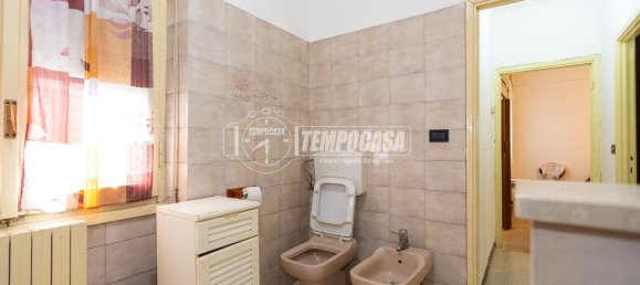 3 rooms Apartment in Brescia, Italy No. 7329 19