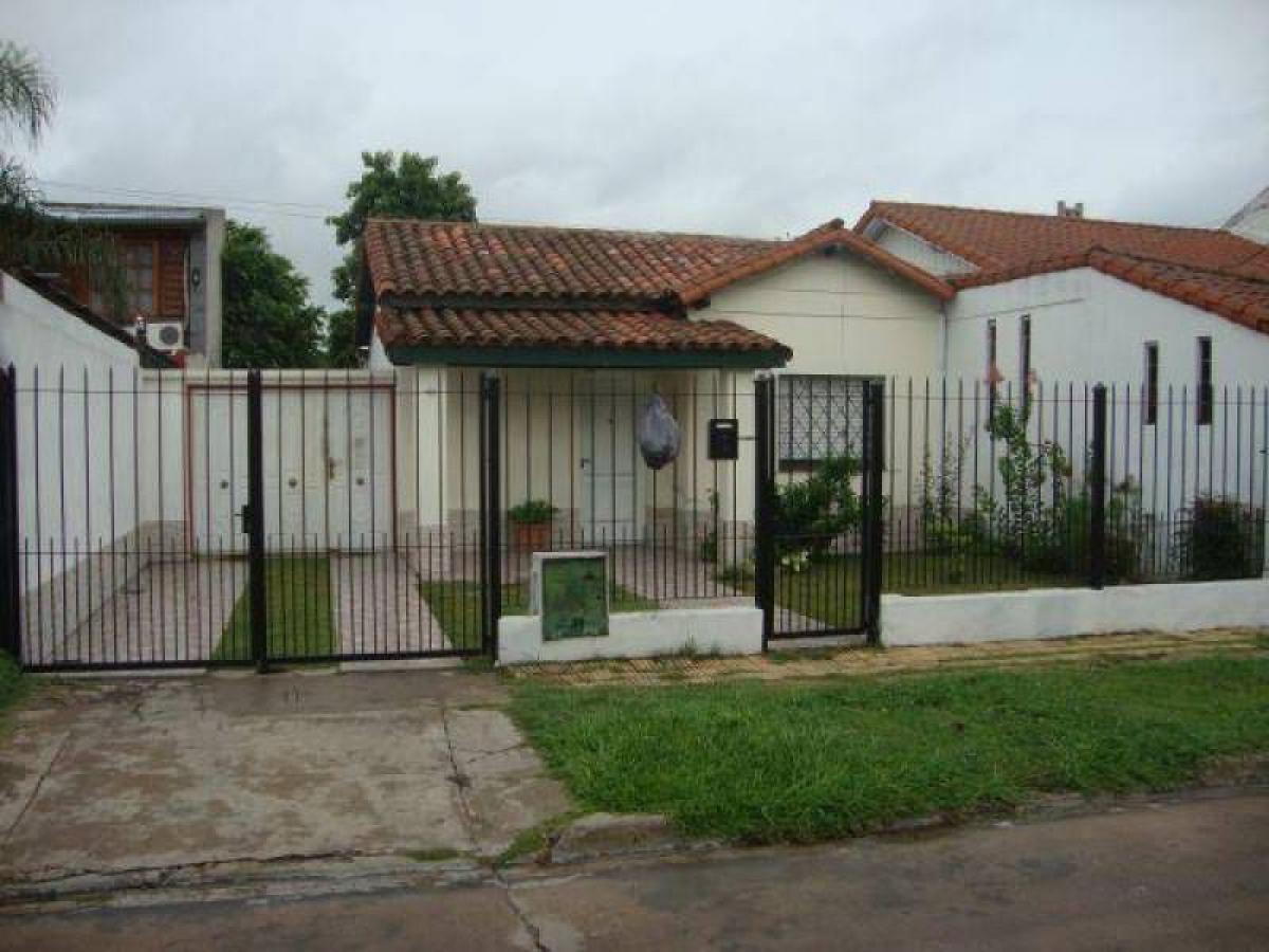 3 غرف نوم منزل في Almirante Brown, Argentina رقم 67322