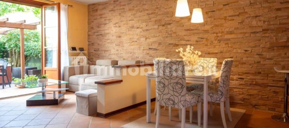 Villa de 2 dormitorios en Barga, Italy No. 354482 20