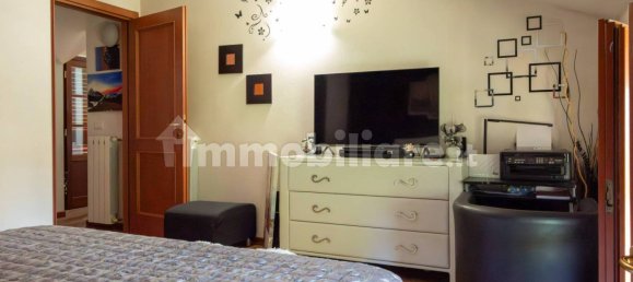 Villa de 2 dormitorios en Barga, Italy No. 354482 42