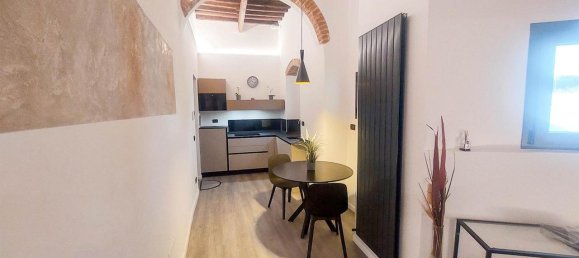 2 rooms Apartment in Florence, Italy No. 38073 7
