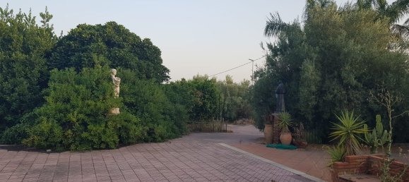 Casa de 5 habitaciónes en Mascalucia, Italy No. 69521 8