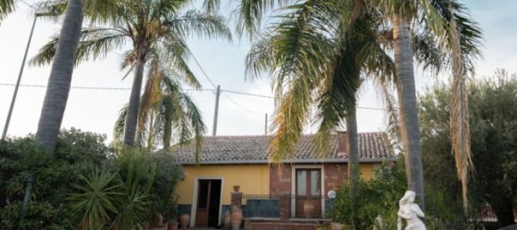 Casa de 5 habitaciónes en Mascalucia, Italy No. 69521 22