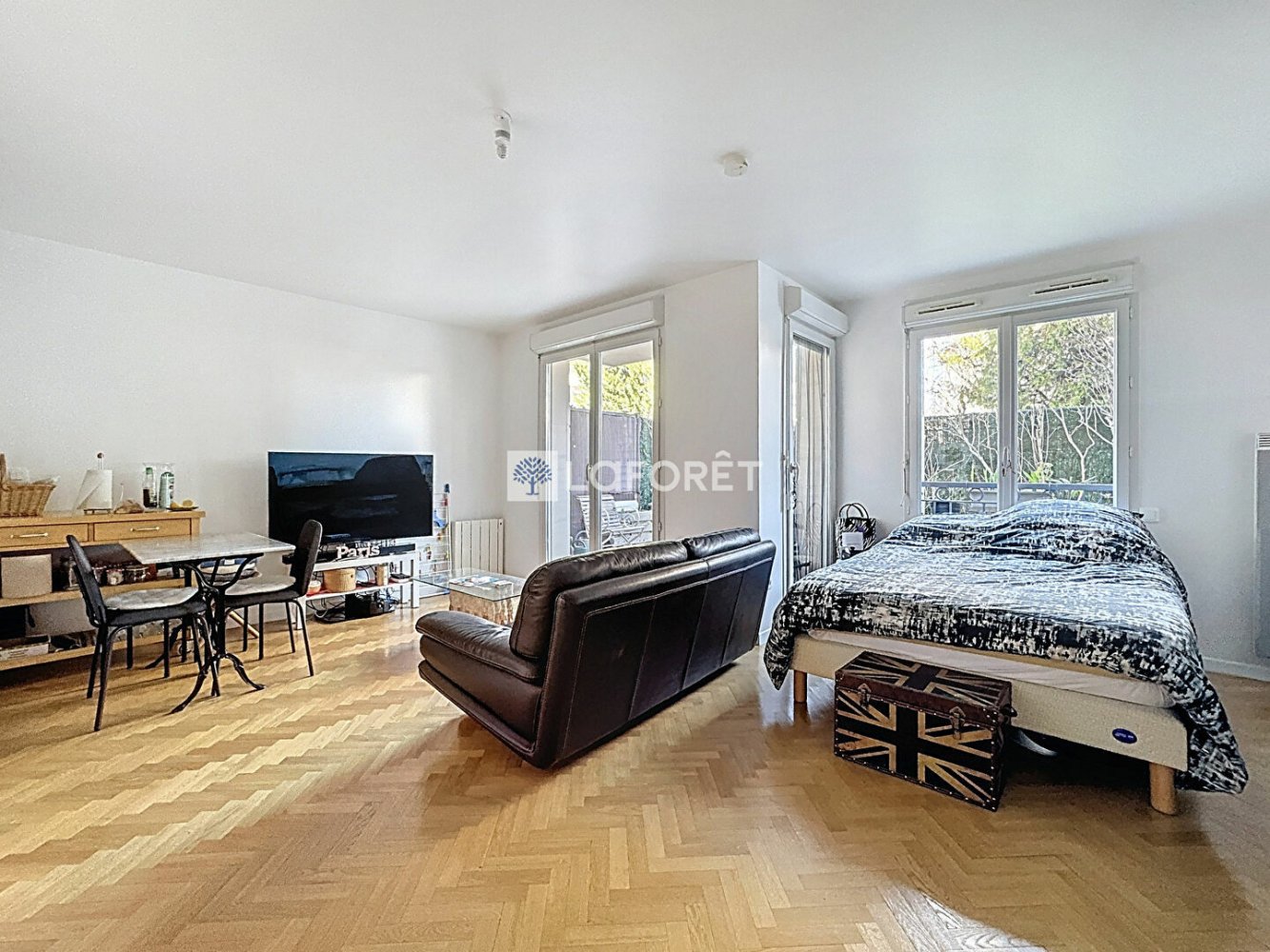 1 bedroom Apartment in Saint-Cyr-l'Ecole, France No. 141187