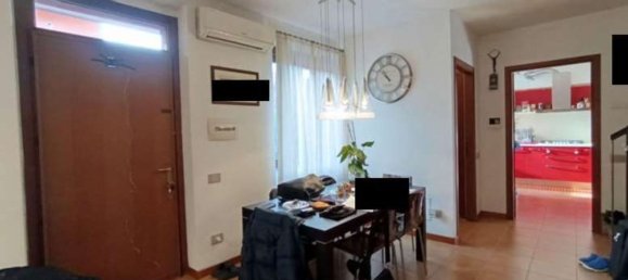 4 rooms Apartment in Robecchetto con Induno, Italy No. 331521 3