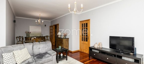 Квартира с 3 спальнями в Гимарайнш, Португалия № 15106 15