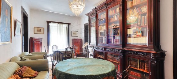 1362m² Building in Elvas, Portugal No. 133178 4