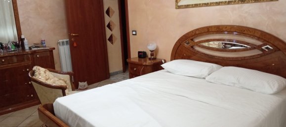 3 rooms Apartment in Pomezia, Italy No. 186208 6