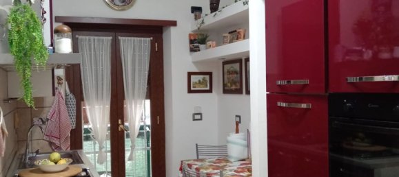 3 rooms Apartment in Pomezia, Italy No. 186208 9