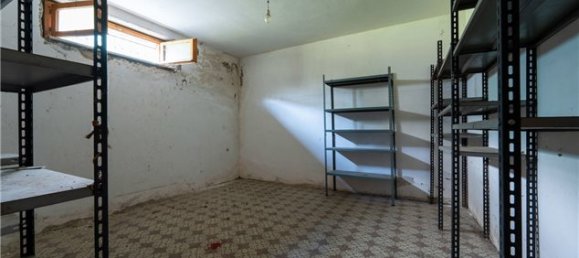 Casa de 12 divisões em Perugia, Italy N.º 50325 52