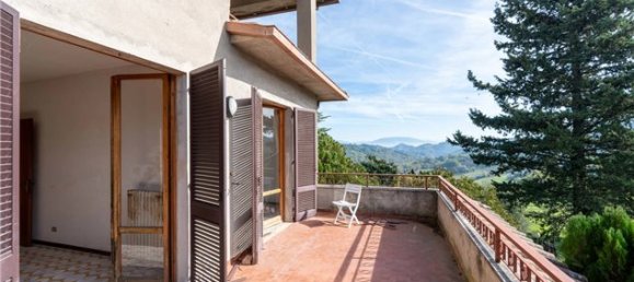 Casa de 12 divisões em Perugia, Italy N.º 50325 25