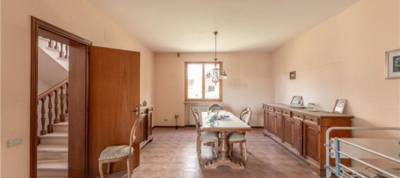 Casa de 12 divisões em Perugia, Italy N.º 50325 15