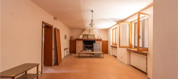 Casa de 12 divisões em Perugia, Italy N.º 50325 51