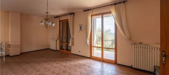 Casa de 12 divisões em Perugia, Italy N.º 50325 10