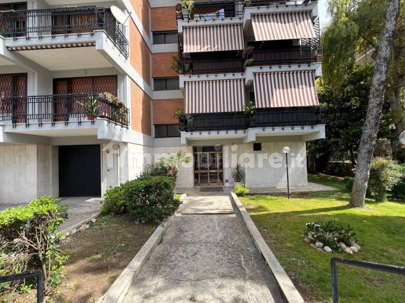 3 Schlafzimmer Wohnung in Rome, Italy, Nr. 195528