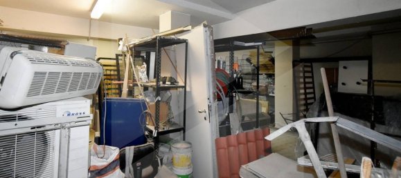 Офис с 1 комнатой в Ро, Италия № 20160 6