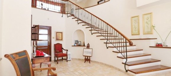 4 bedrooms Villa in Tala, Cyprus No. 22316 8