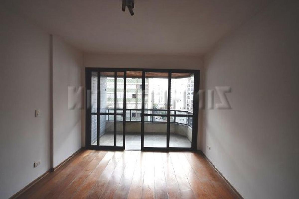 Apartamento de 3 dormitorios en Sao Paulo, Brazil No. 455284