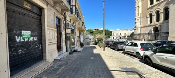 2-Zimmer Lagerhaus in Reggio Calabria, Italy, Nr. 36261 10