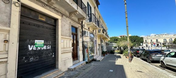 2-Zimmer Lagerhaus in Reggio Calabria, Italy, Nr. 36261 4