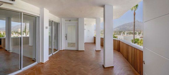 2 bedrooms Apartment in Marbella, Spain No. 166279 18