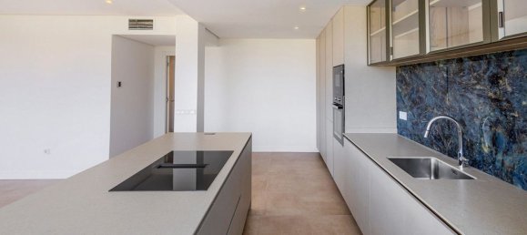 2 bedrooms Apartment in Marbella, Spain No. 166279 8