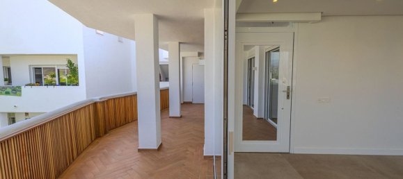 2 bedrooms Apartment in Marbella, Spain No. 166279 14