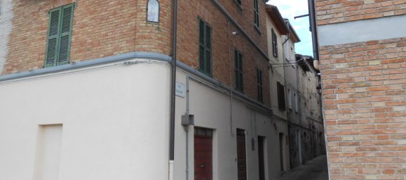 4-salle Maison à Cerreto d'Esi, Italy No. 144394 3