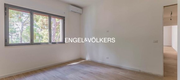 3 rooms Apartment in Bari, Italy No. 268051 10