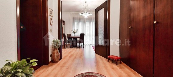 Квартира с 2 спальнями в Монца, Италия № 162401 3