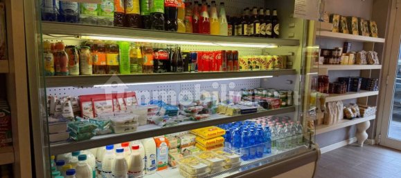 1غرفة عقار تجاري في Verona, Italy رقم 202656 8