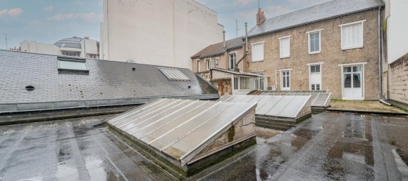 3-salle Bâtiment à Tours, France No. 82315 13