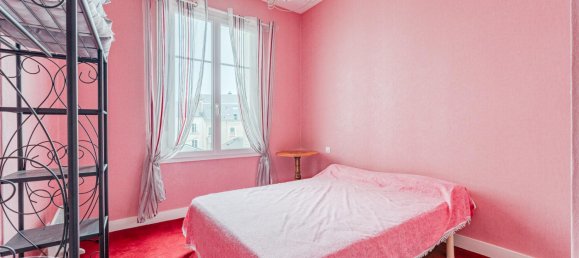 3-salle Bâtiment à Tours, France No. 82315 23