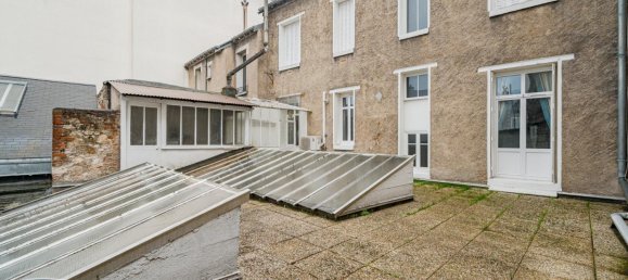 3-salle Bâtiment à Tours, France No. 82315 14