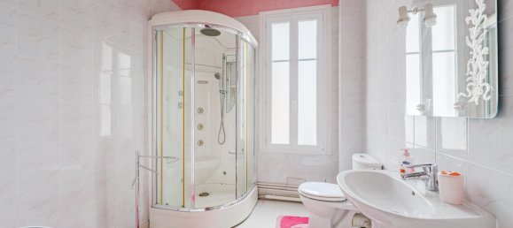 3-salle Bâtiment à Tours, France No. 82315 17