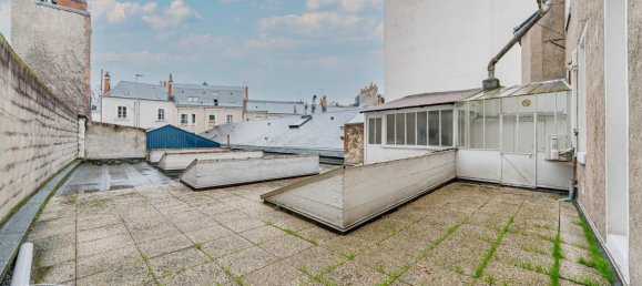 3-salle Bâtiment à Tours, France No. 82315 4