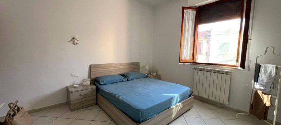 Apartamento de 2 dormitorios en Empoli, Italy No. 358784 18