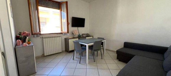 Apartamento de 2 dormitorios en Empoli, Italy No. 358784 7