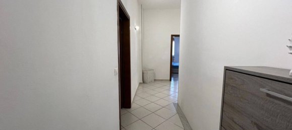 Apartamento de 2 dormitorios en Empoli, Italy No. 358784 15