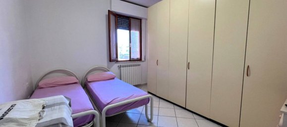 Apartamento de 2 dormitorios en Empoli, Italy No. 358784 21