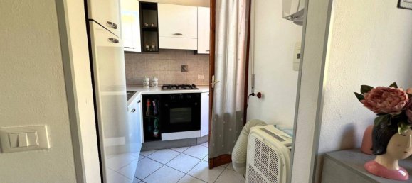 Apartamento de 2 dormitorios en Empoli, Italy No. 358784 11