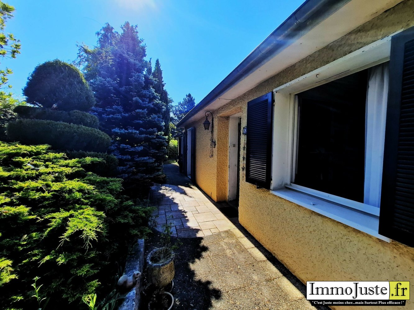 4 bedrooms House in Epernon, France No. 154133