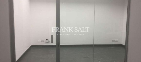 180m² Office in Sliema, Malta No. 13017 7