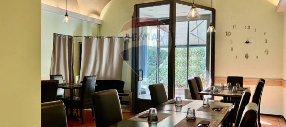 5 rooms Commercial property in Pistoia, Italy No. 268531 6